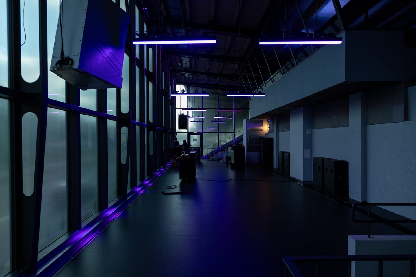 Halle - AVUS Tribüne main room